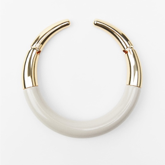 Zara Jewelry - Zara limited edition choker necklace